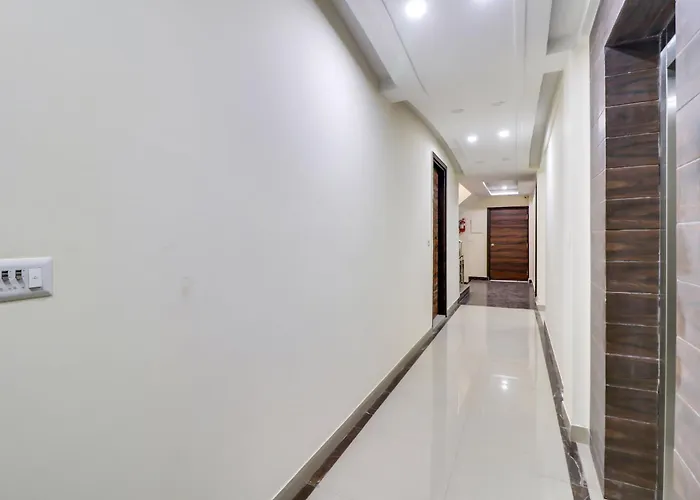Hotel O Aero Inn