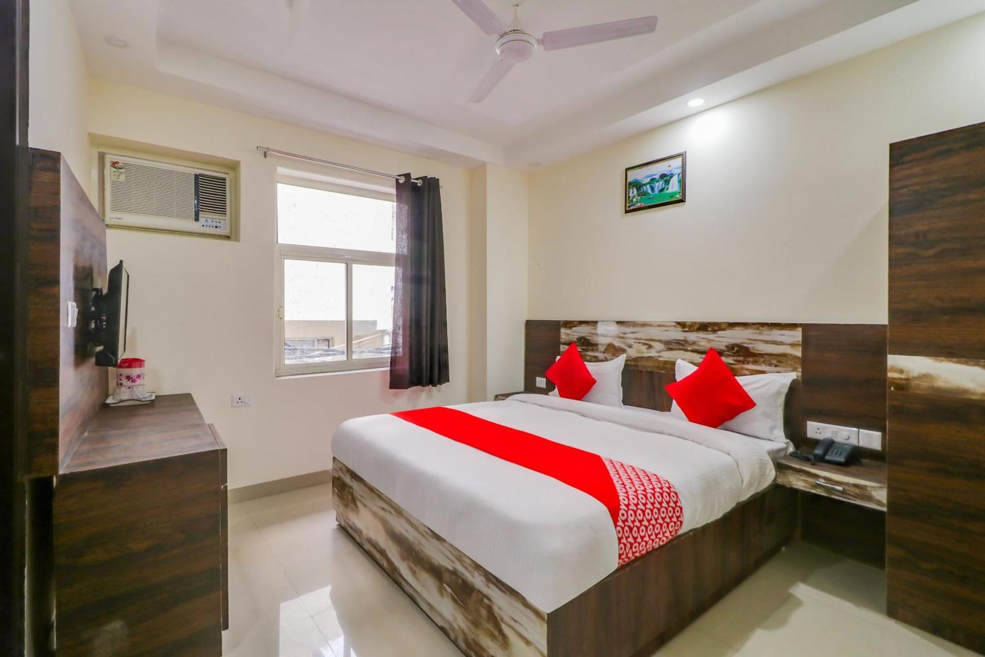 O Aero 4* New Delhi